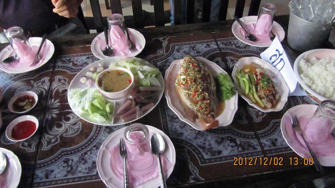 Lunch_at_Malee 04.JPG 103.9K